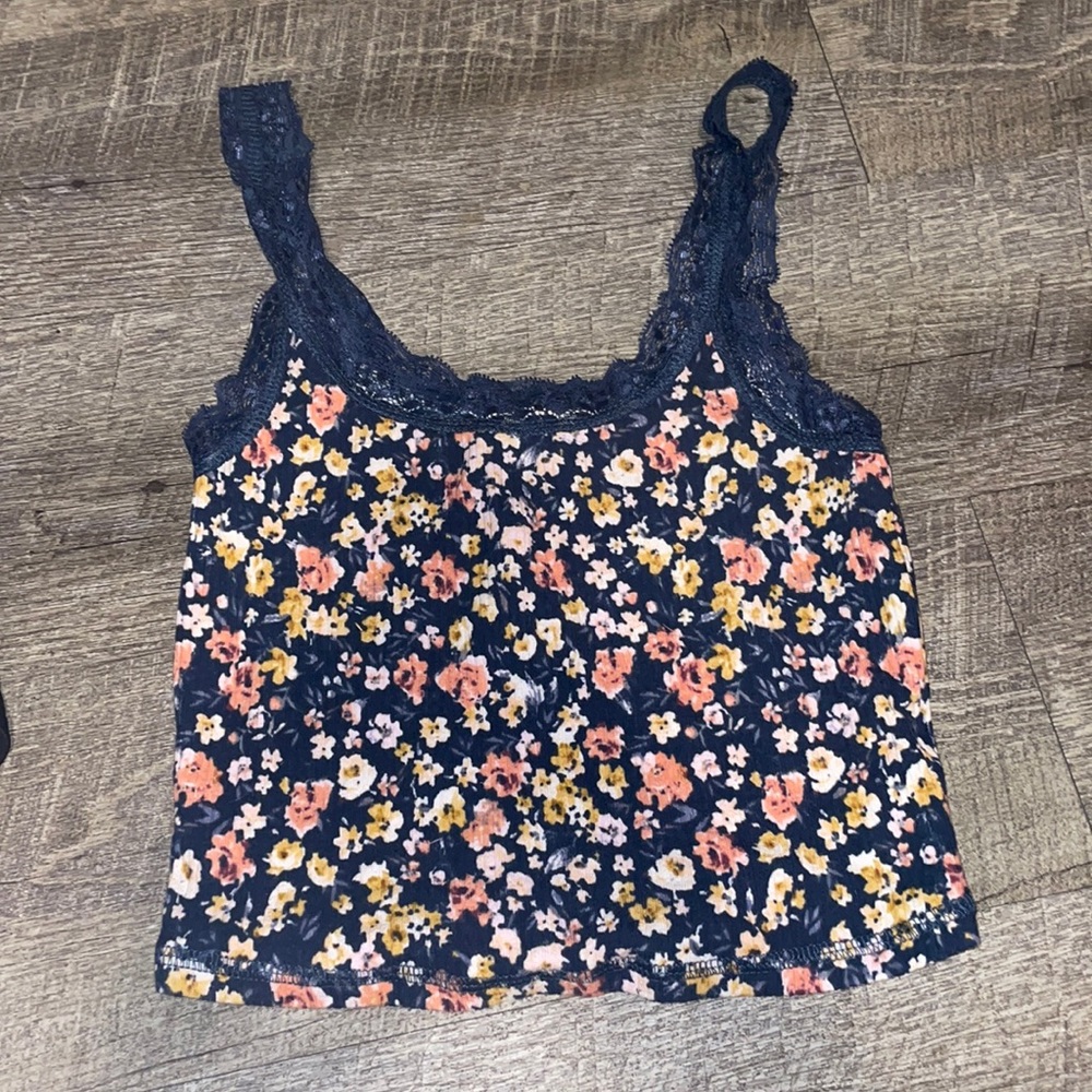 Crop tank top